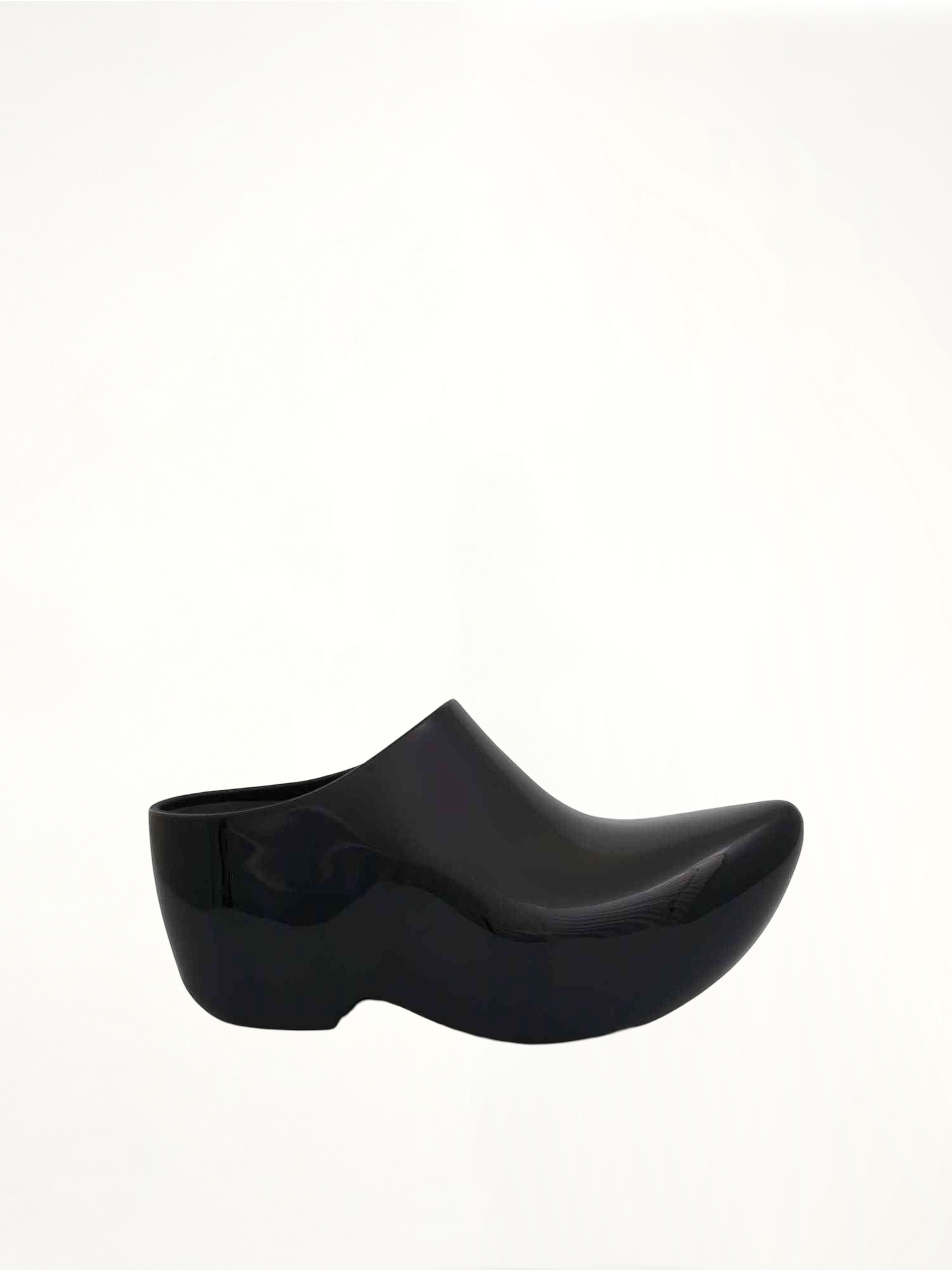 Technoclog Shinny Mule in Black Side View | BALENCIAGA