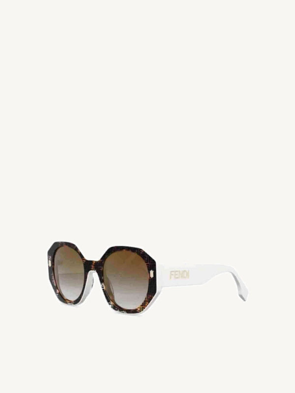 FE40045I Geometric Sunglasses with Gradient Brown Lens in Coloured Havana