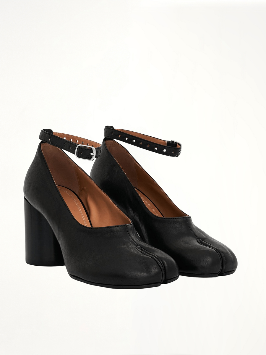 Tabi 8cm Heel Pumps in Black Front View | MAISON MARGIELA