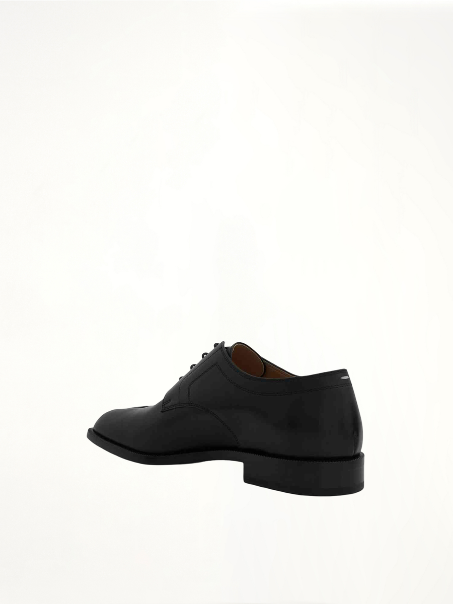 Tabi Lace-Ups Derbies Shoes in Black Back View | MAISON MARGIELA