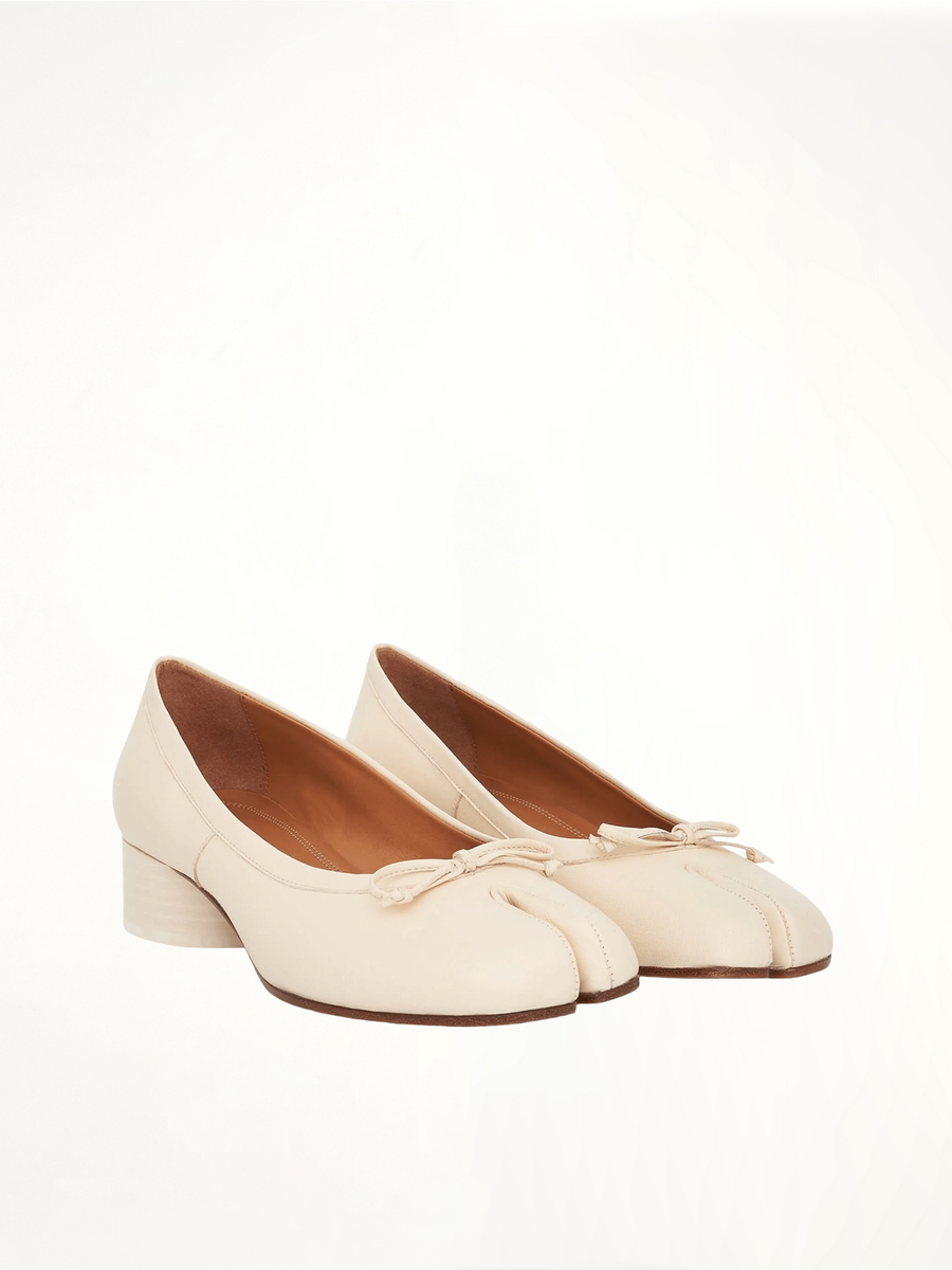 Tabi Ballerina 3cm Heel in White Front View | MAISON MARGIELA