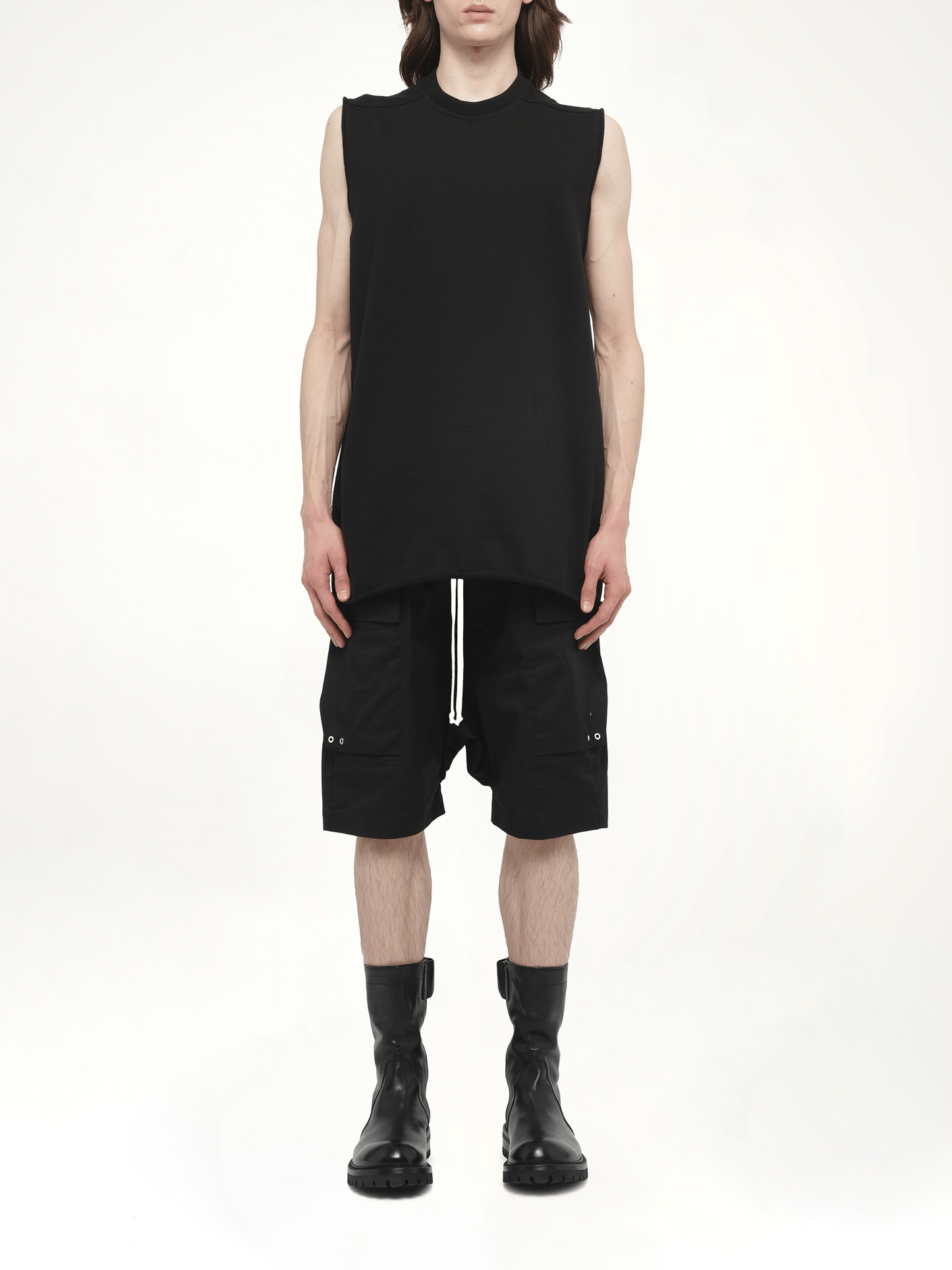 Jumbo Sleeveless Tank in Black