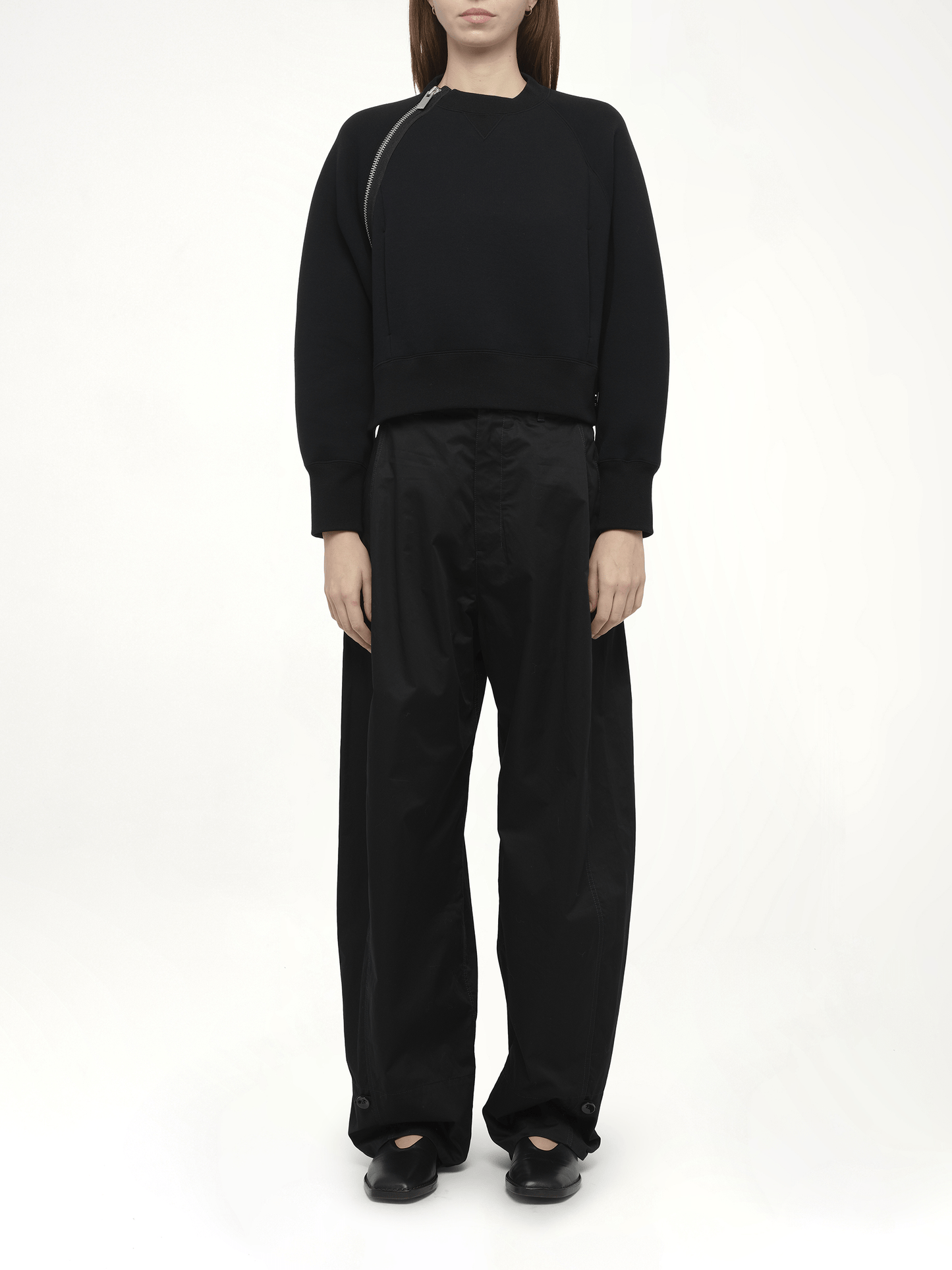 S Sponge Sweat Pullover in Black