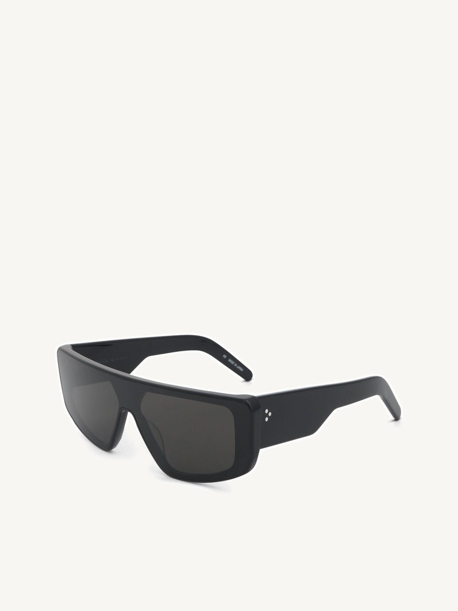 Performa Sunglasses in Black