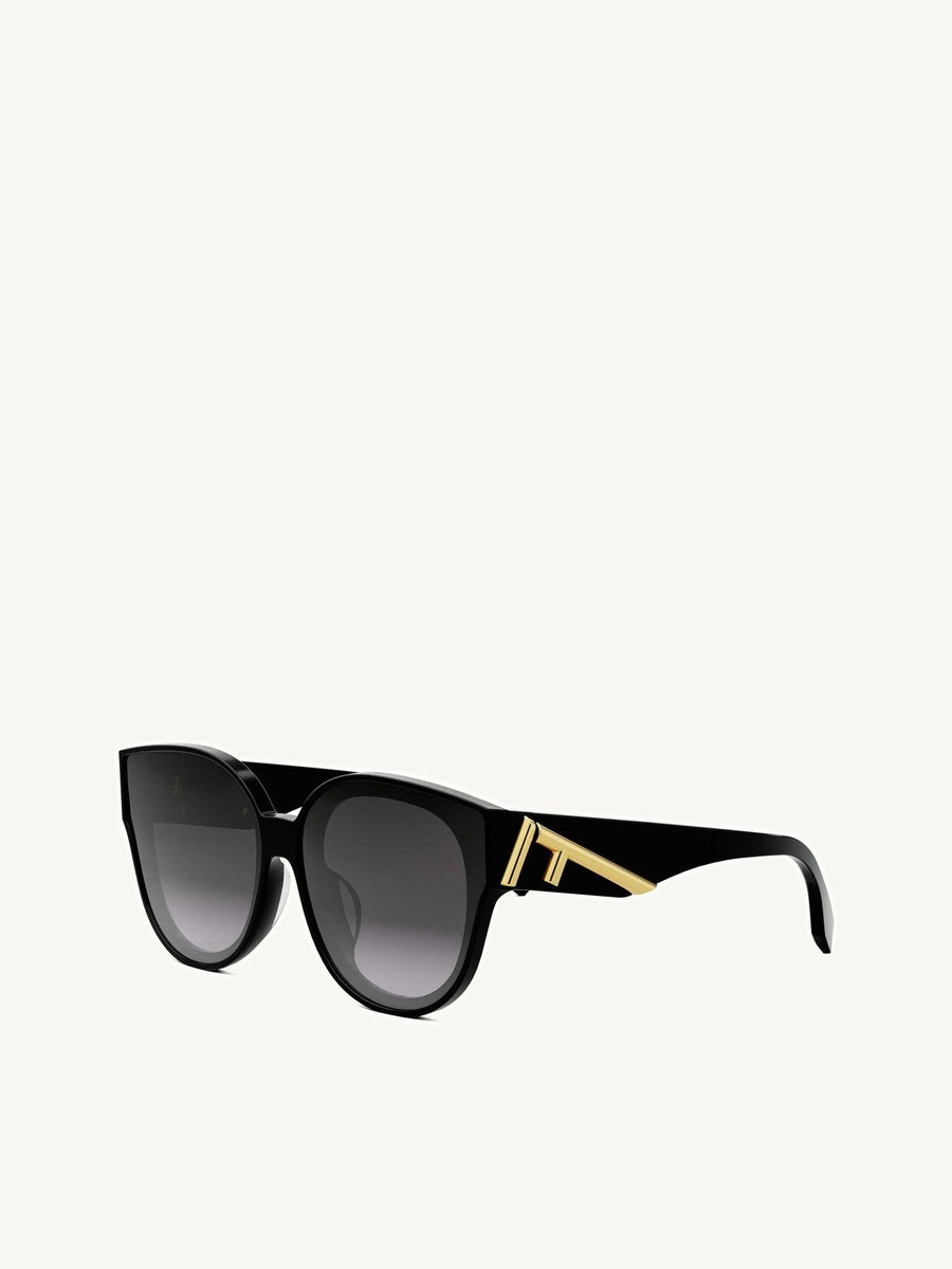 Fendi FE40111F 6501B Wayfarer Sunglasses in Black/Gold