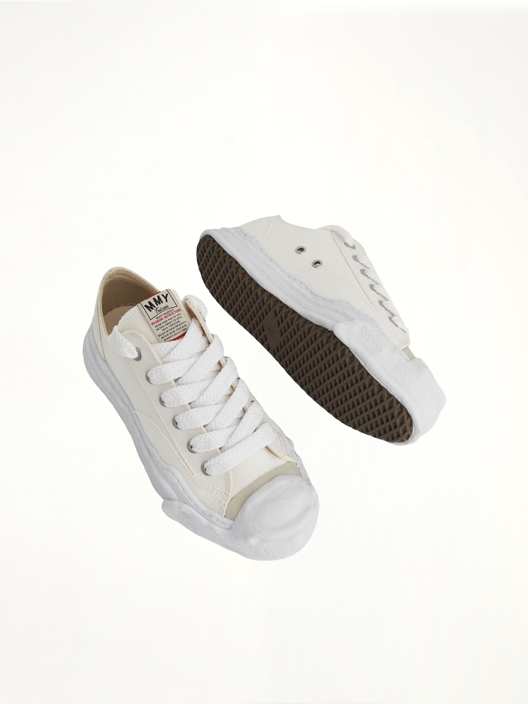 Hank OG Sneaker in White Top View | MAISON MIHARA YASUHIRO
