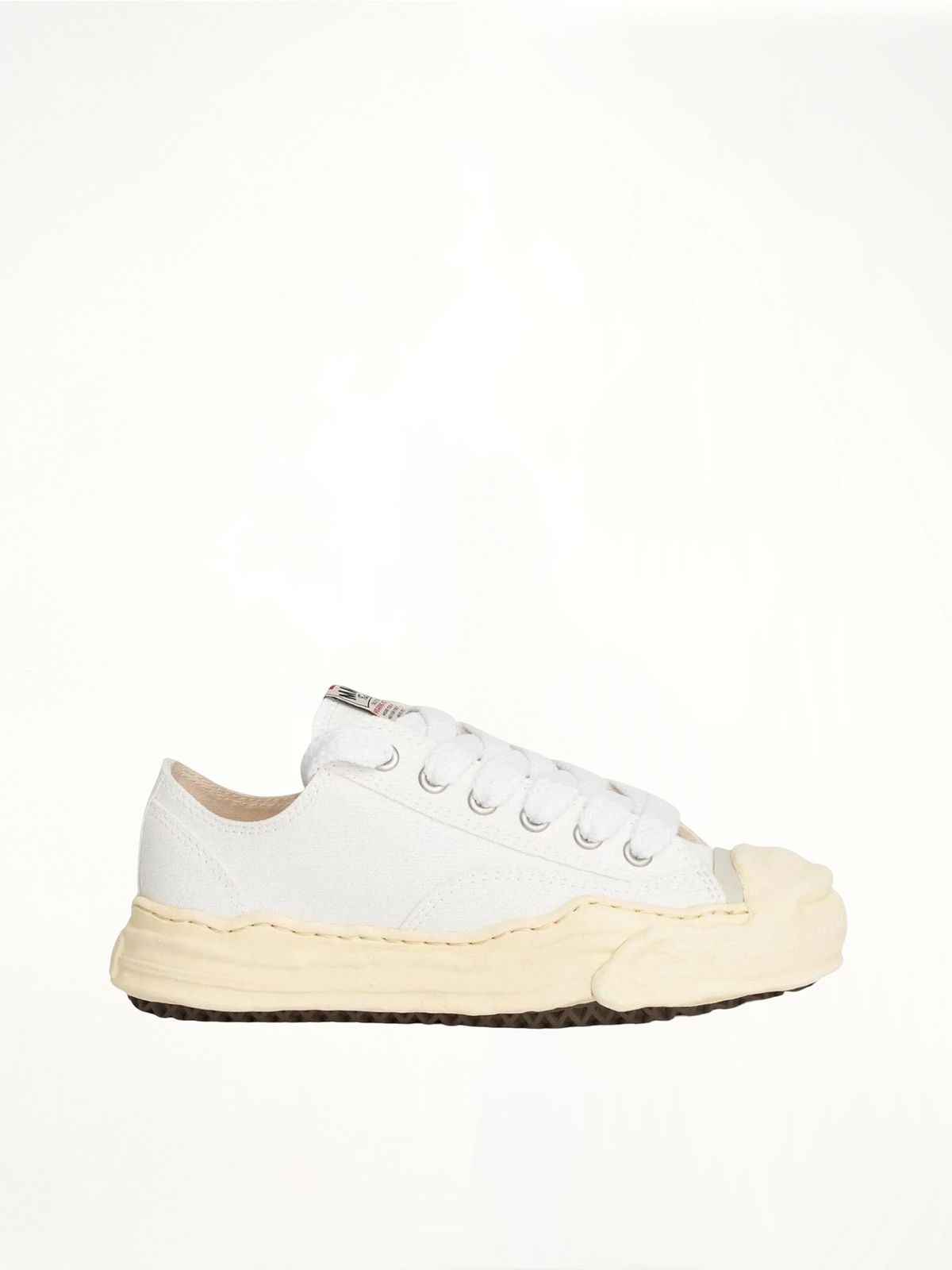 Hank OG Vintage Sneaker in White Side View | MAISON MIHARA YASUHIRO