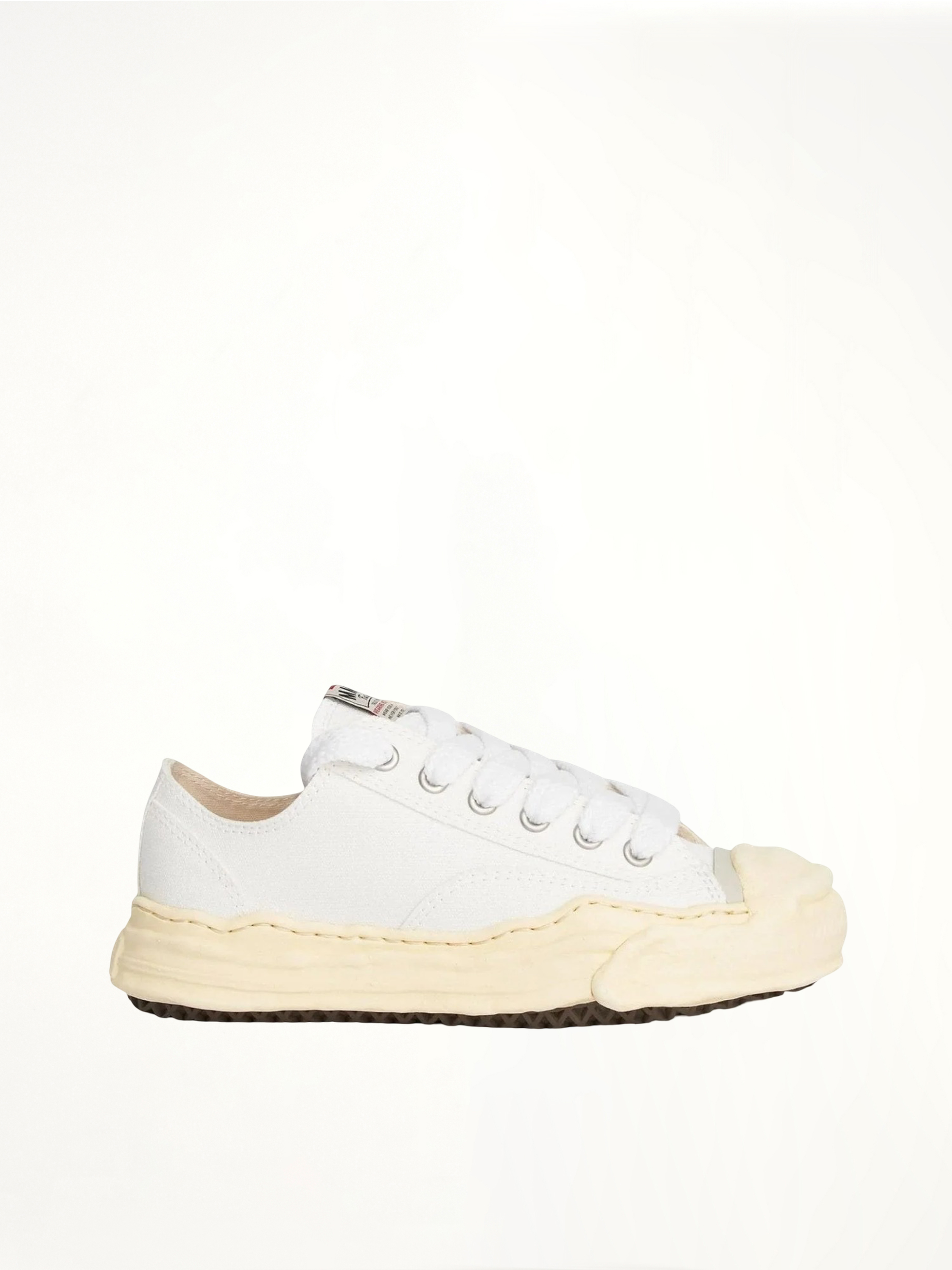 Hank OG Vintage Sneaker in White Side View | MAISON MIHARA YASUHIRO