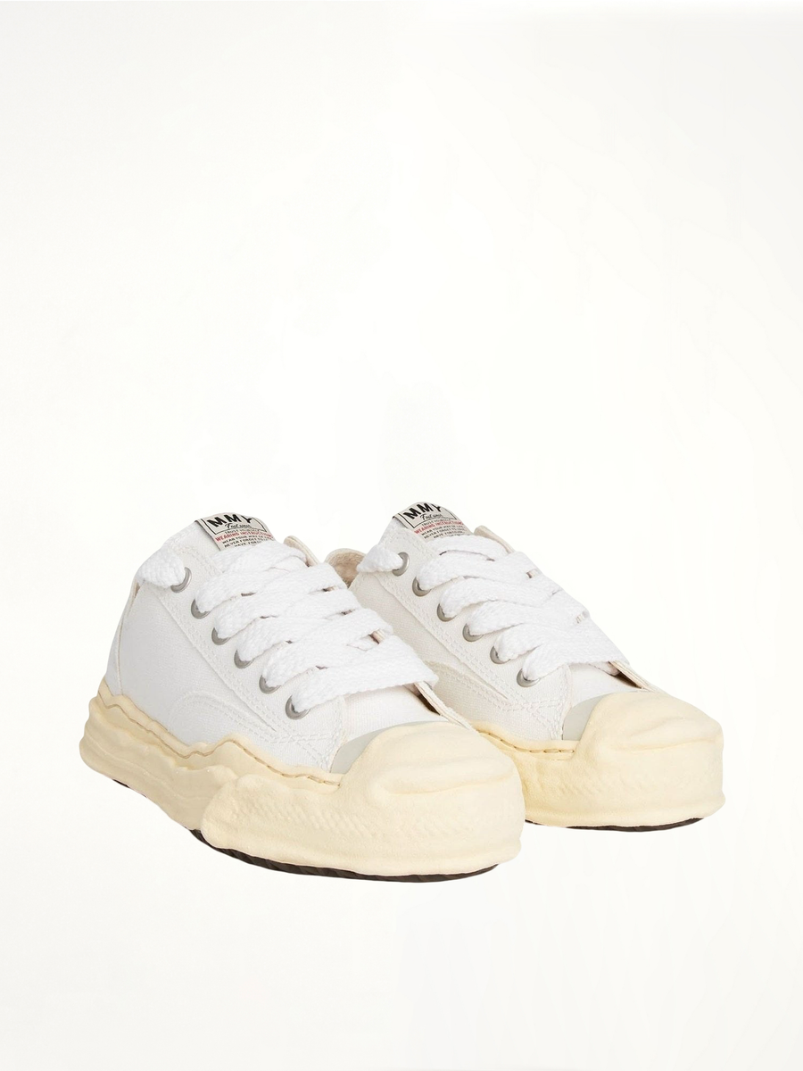 Hank OG Vintage Sneaker in White Front View | MAISON MIHARA YASUHIRO