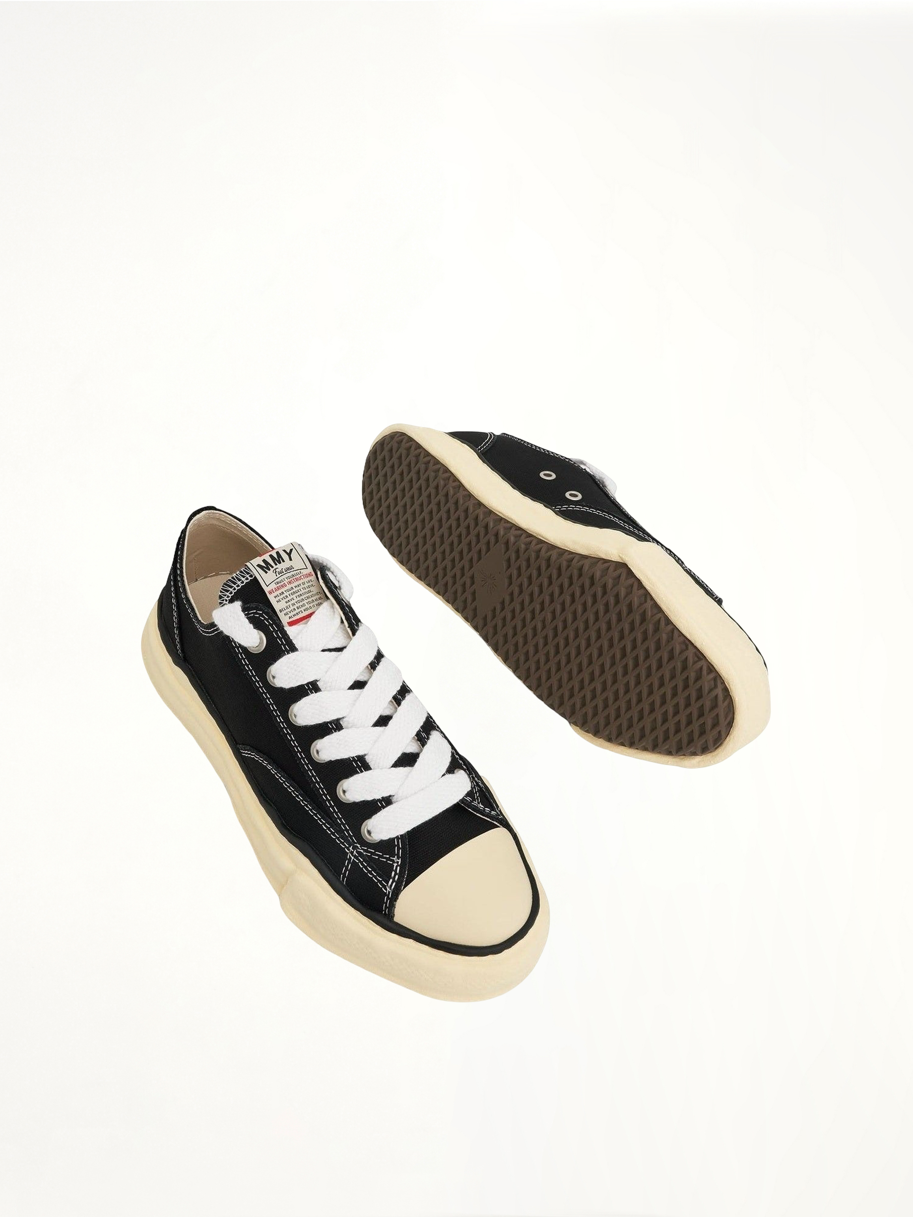 Peterson OG Vintage Sneaker in Black/White Top View | MAISON MIHARA YASUHIRO