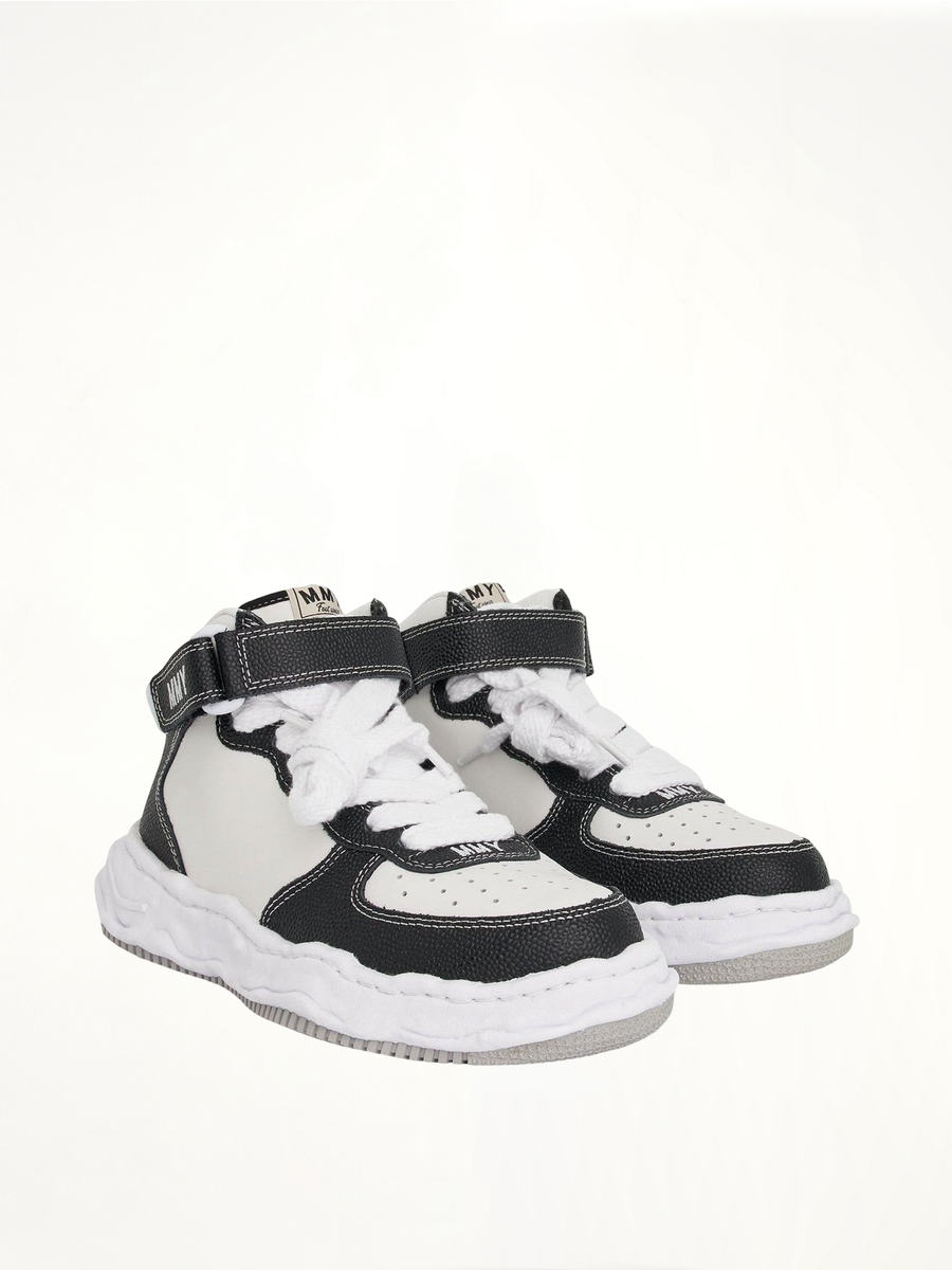 Wayne OG High Sneaker in Black/White Front View | MAISON MIHARA YASUHIRO