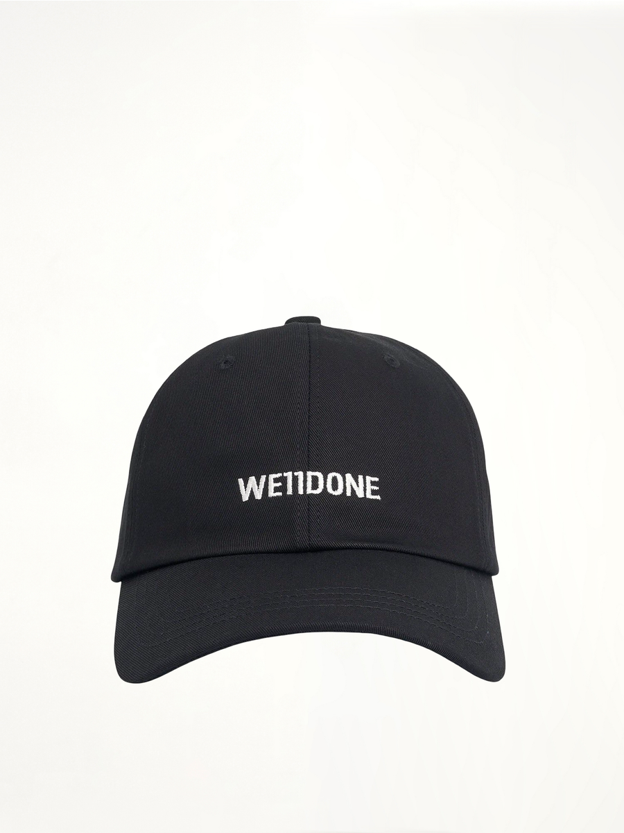 Basic Small Logo Cap in Black