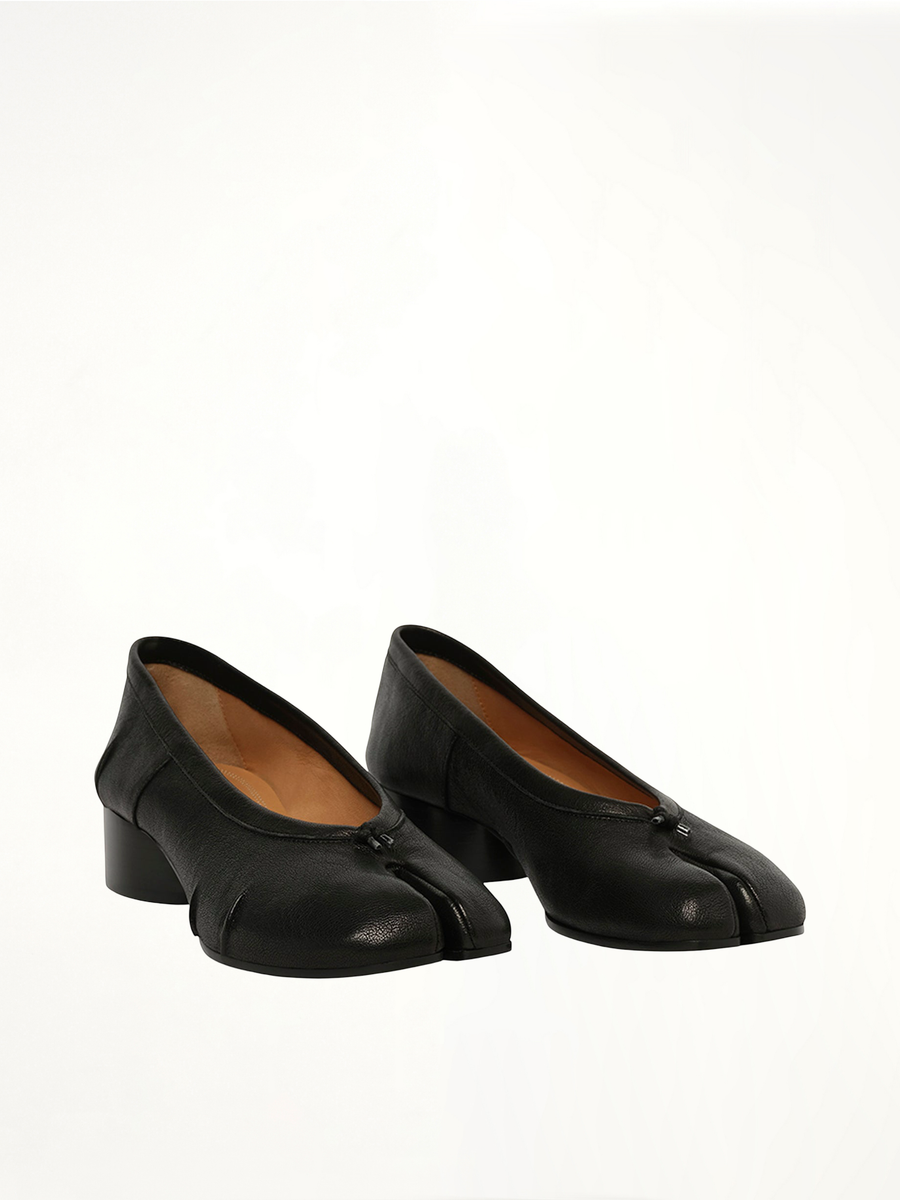 New Tabi Ballerina in Black Front View | MAISON MARGIELA
