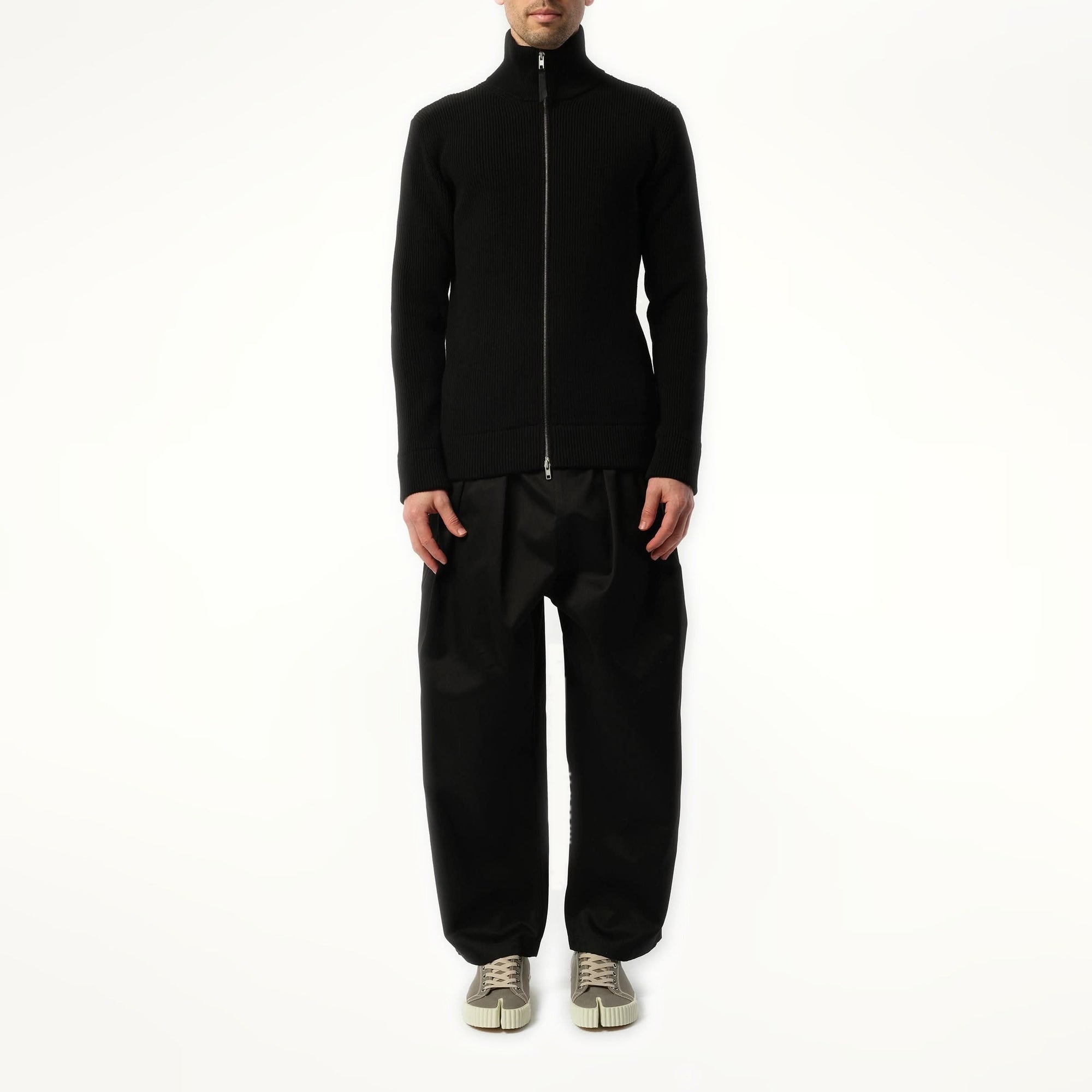 English Rib Zip Cardigan in Black