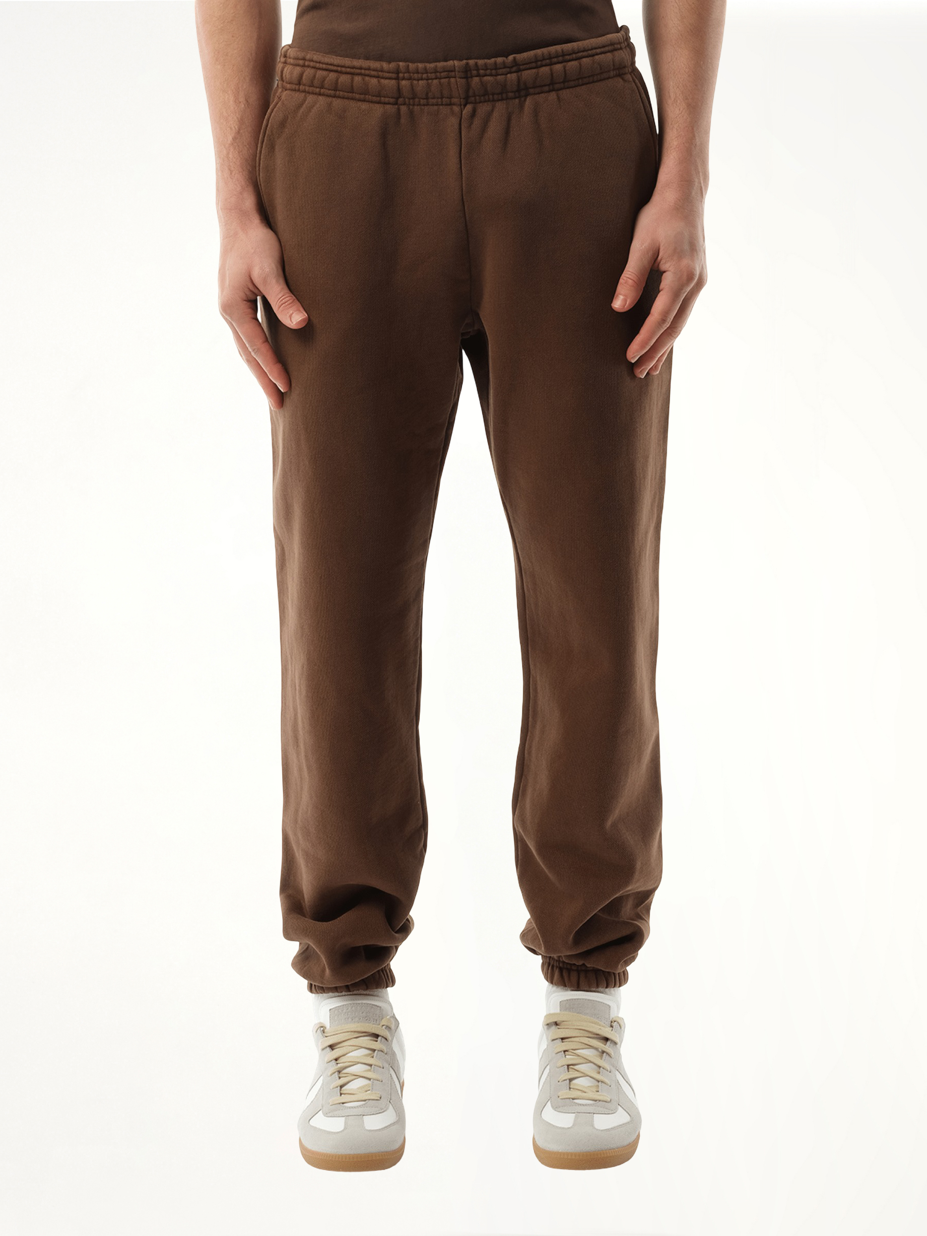 Heavy Sweatpants in Brunette