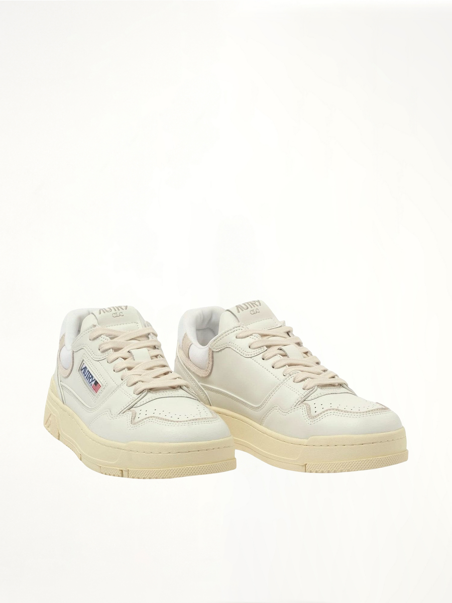 CLC Low Sneaker in Multicolour/White Front View | AUTRY