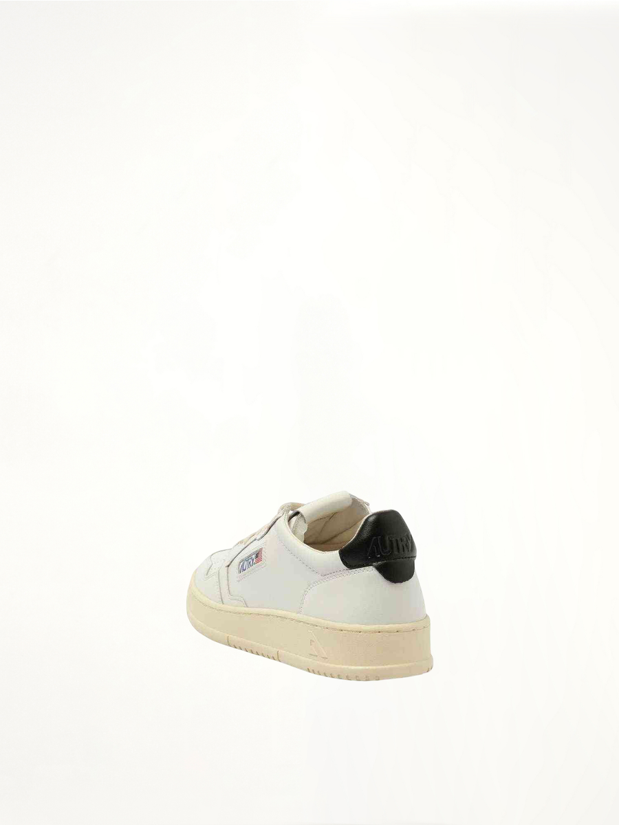 Medalist Low Sneakers in White/Black Back View | AUTRY