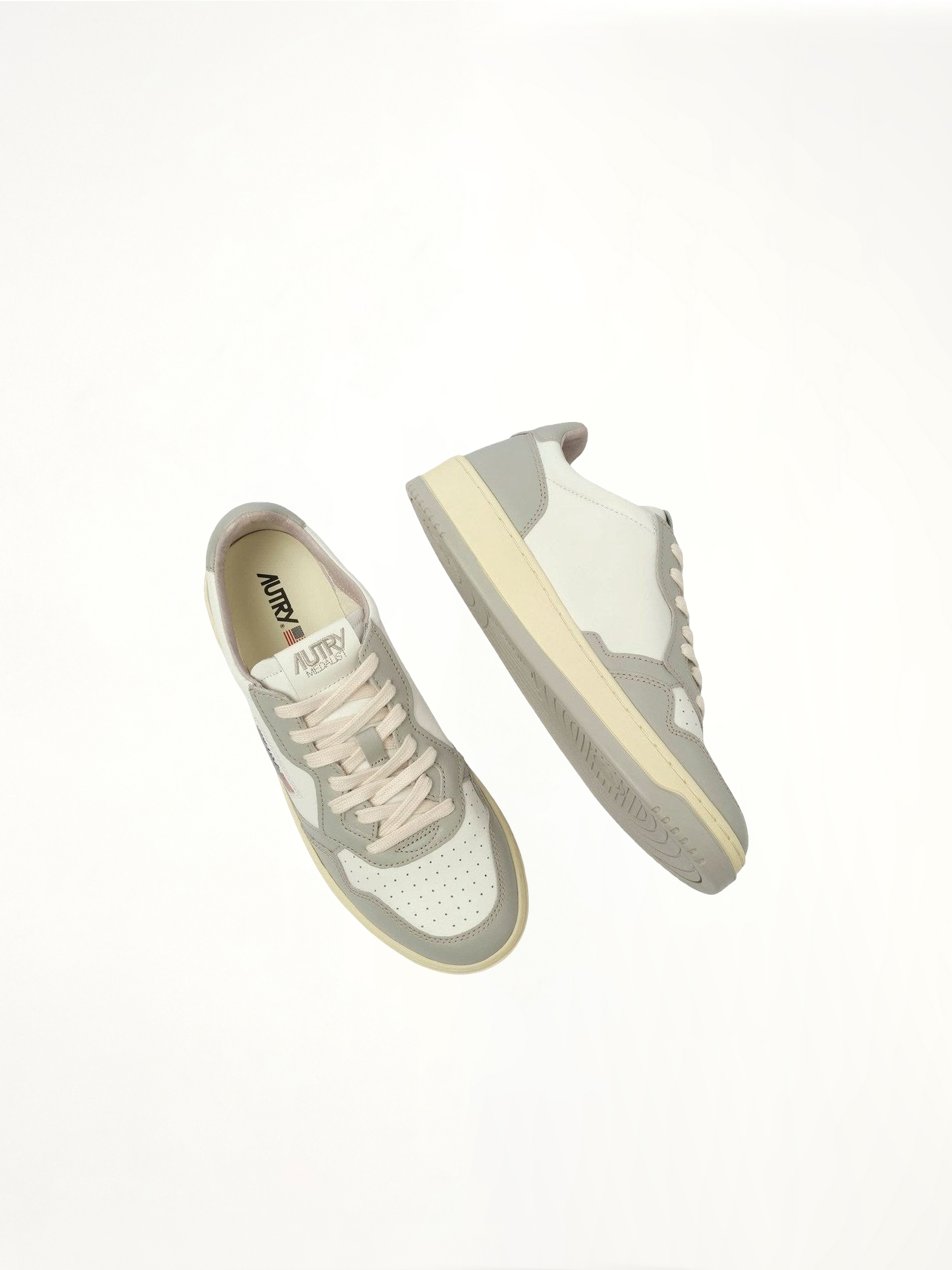 Medalist Low Bicolour Sneakers in White/Vapor Top View | AUTRY