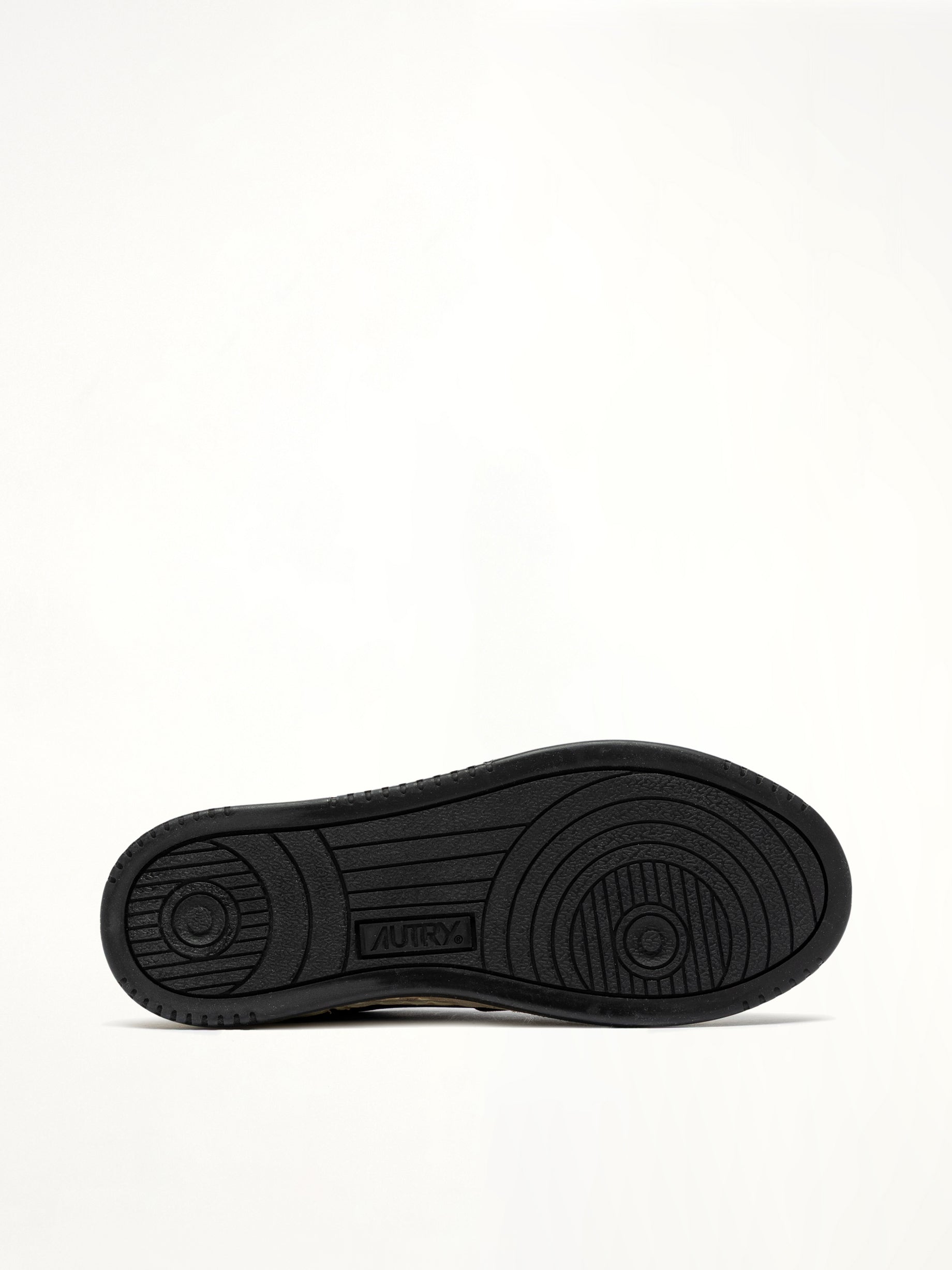 MMY Super Vintage Low Sneaker in Black | AUTRY