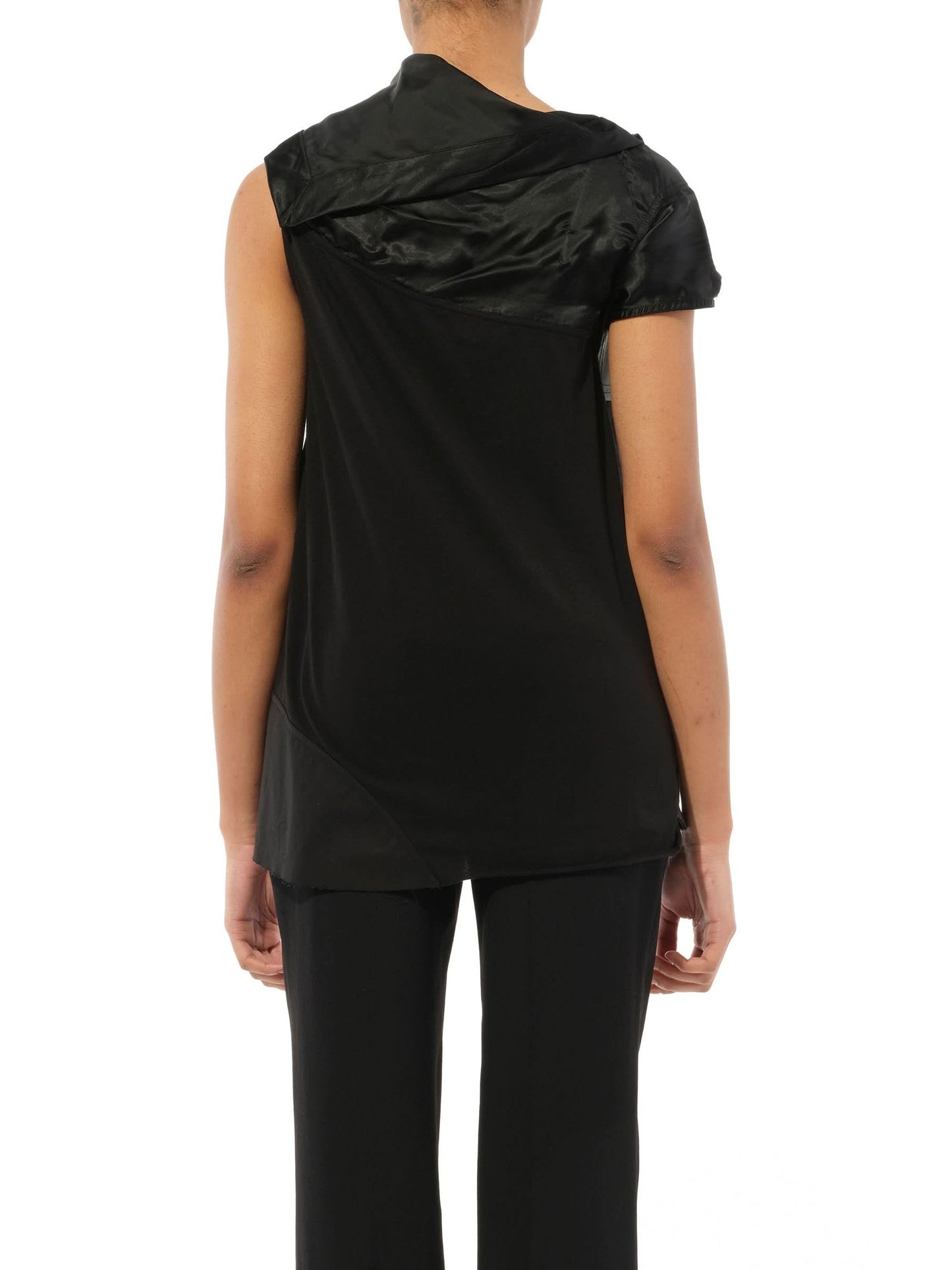 Arc Top Tunic in Black