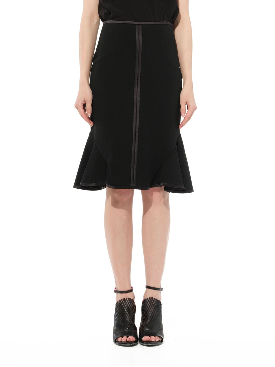 Classic Short Skirts in Black