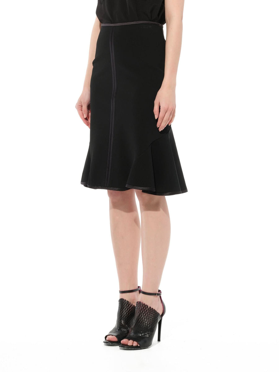 Classic Short Skirts in Black