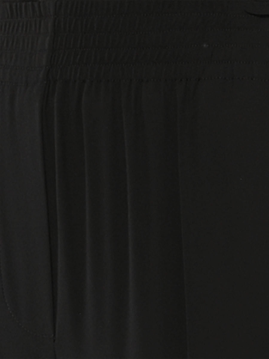 Crepe Satin Fit Pants in Black