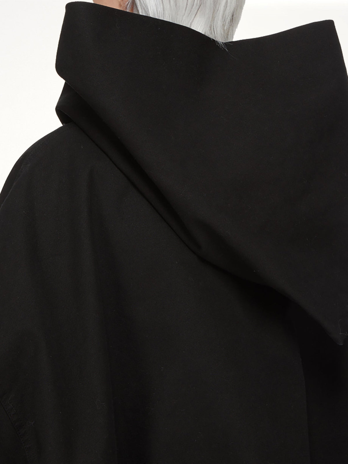Mountain Hun Hooded Jacket in Black