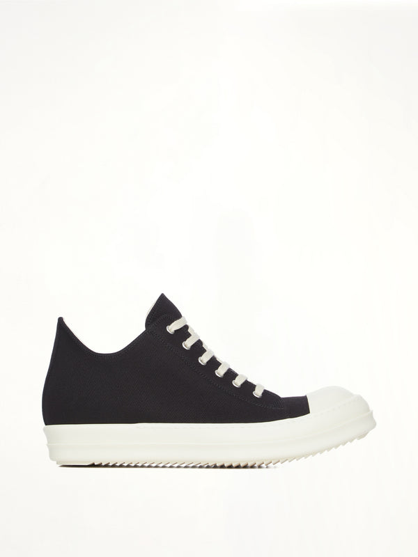 Low Sneaks in Black