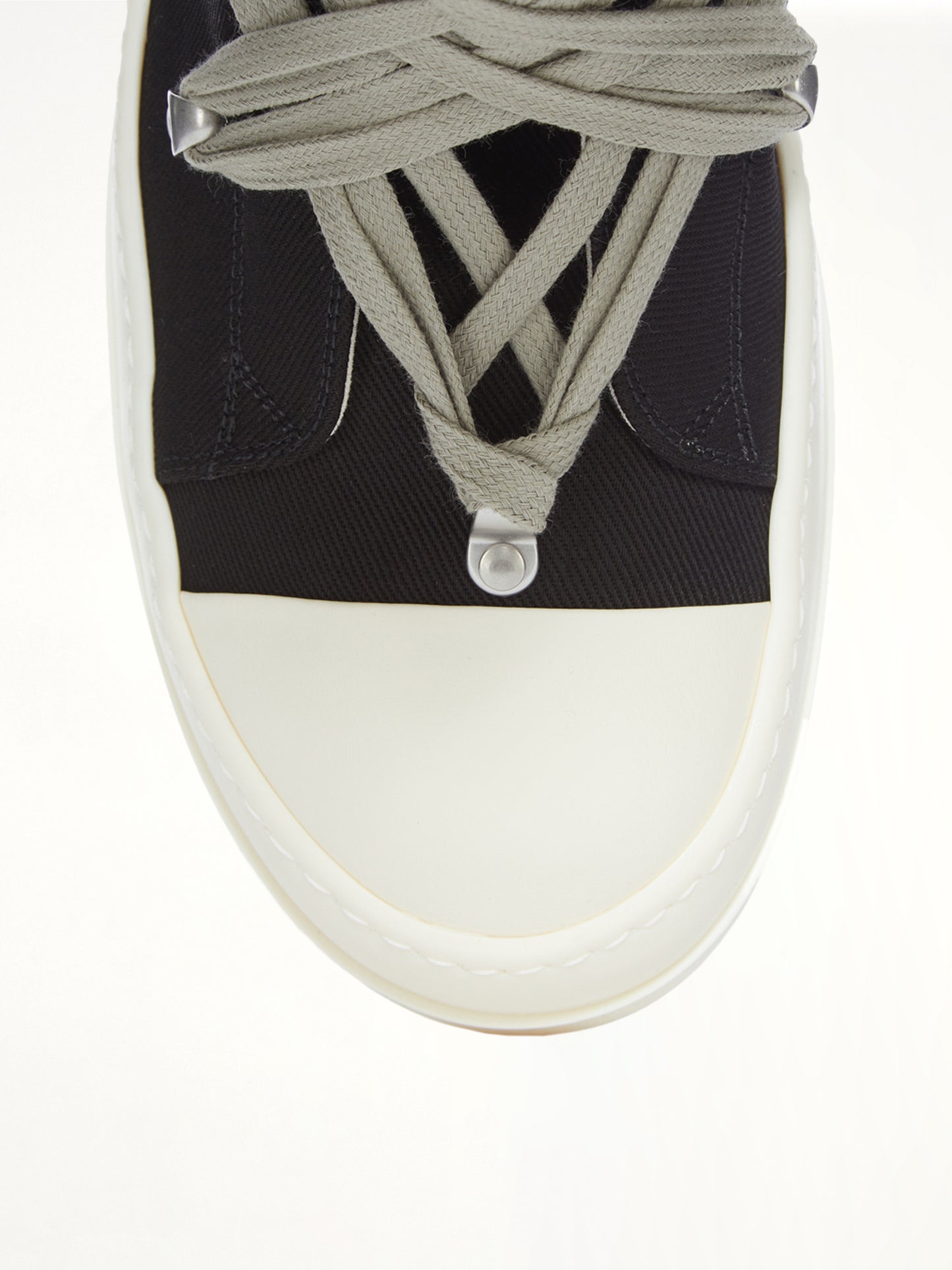 Megalace Sneaks in Black/Milk