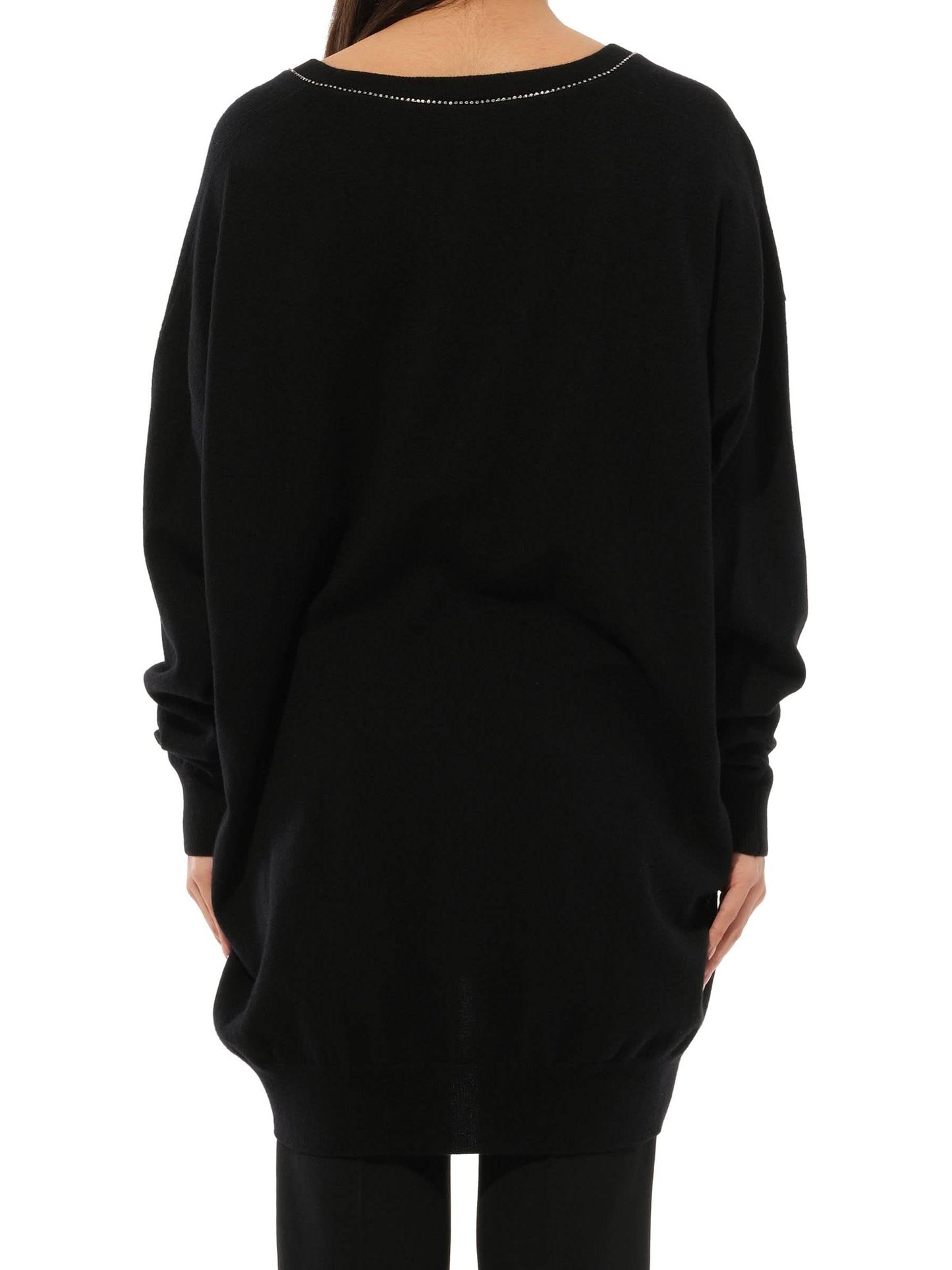 Embroidered Strass V-Neck in Black