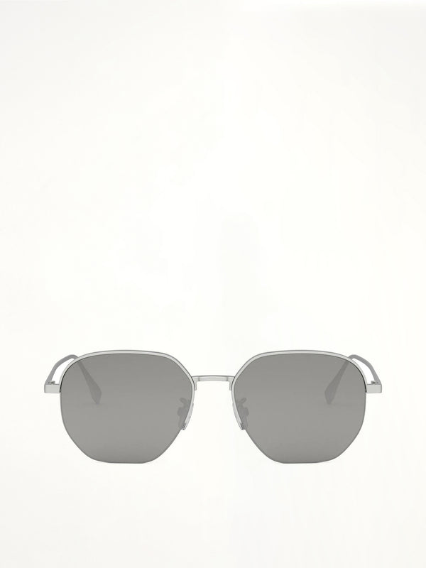 Fendi FE40004U 5517C Metal Sunglasess in Silver/Grey