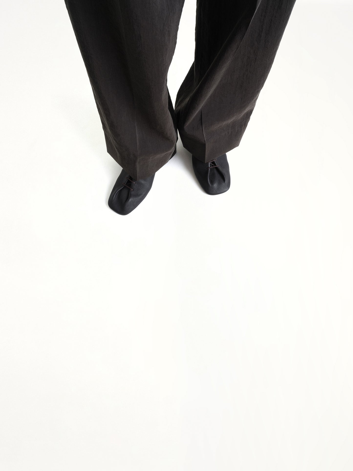 Souris Flat Classic Derbies in Dark Chocolate