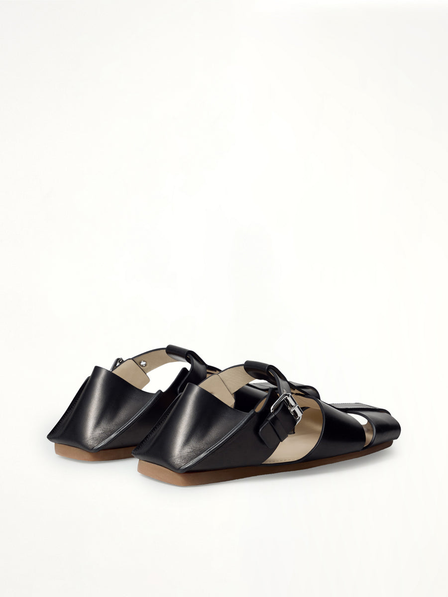 Fisherman Slip On Sandals in Black