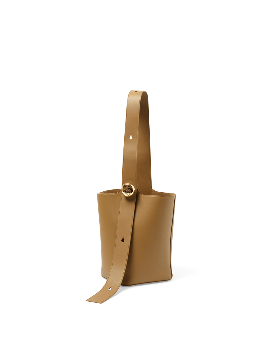 Loewe Pebble Bucket Medium in Oak