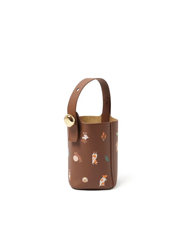 Loewe Pebble Bucket with Hamster in Havana