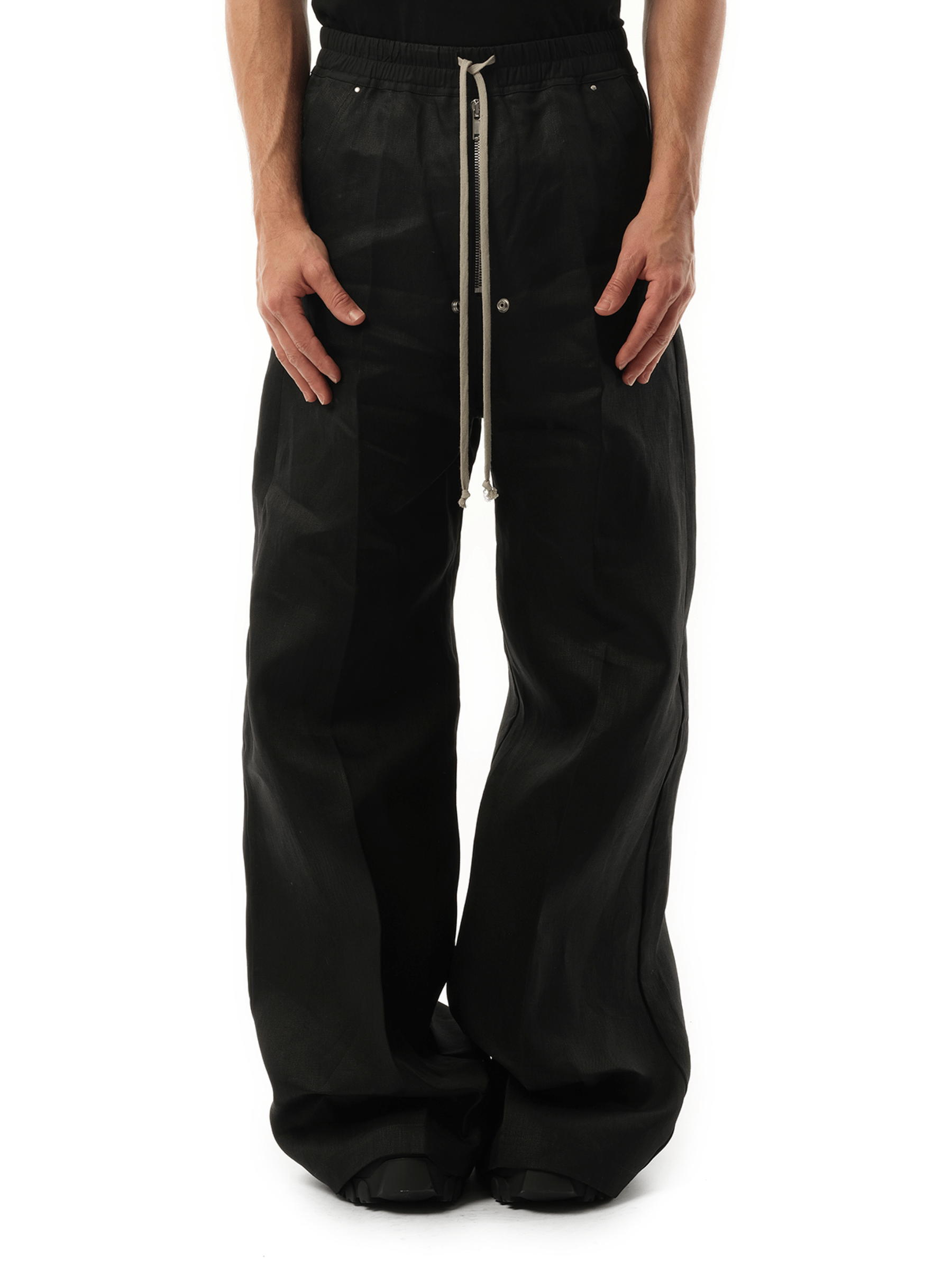RICK OWENS Linen Wide Bela Pants in Black | MARAIS RICK OWENS Linen Wide Bela Pants in Black | MARAIS