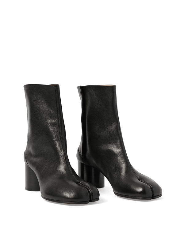 Tabi Ankle Boots H60 in Black Front View | MAISON MARGIELA
