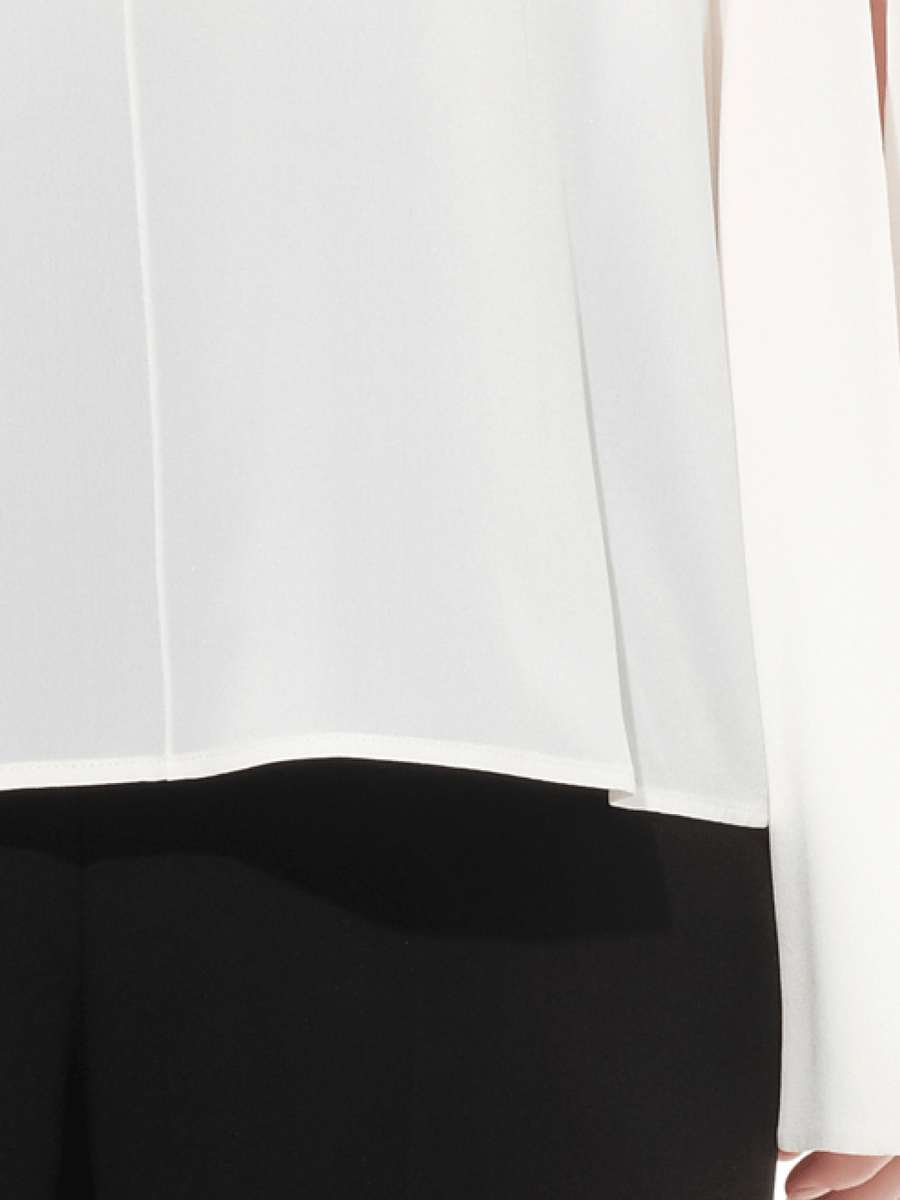 Blouse in White
