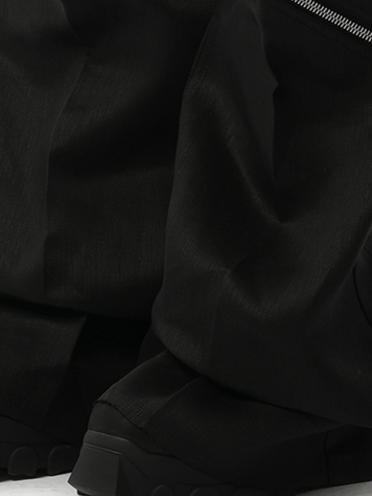 Rick Owens Bolan Cargo in Black
