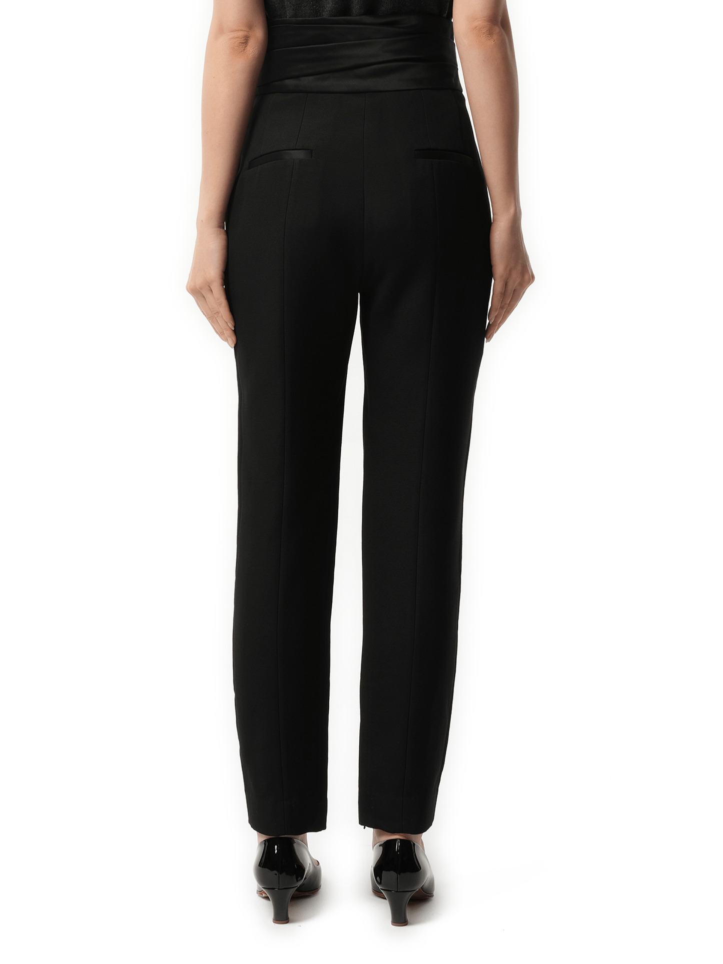 Lenro Pants in Black