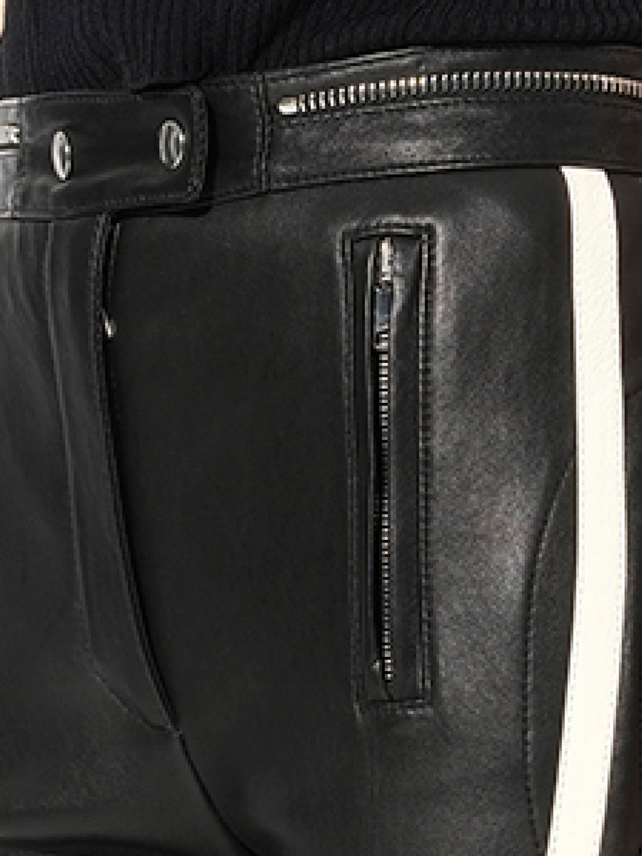 Leather Pants in Black