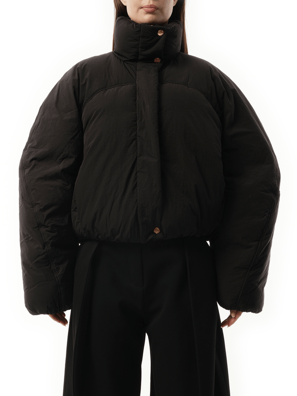 La Doudoune Courte Caraco in Black
