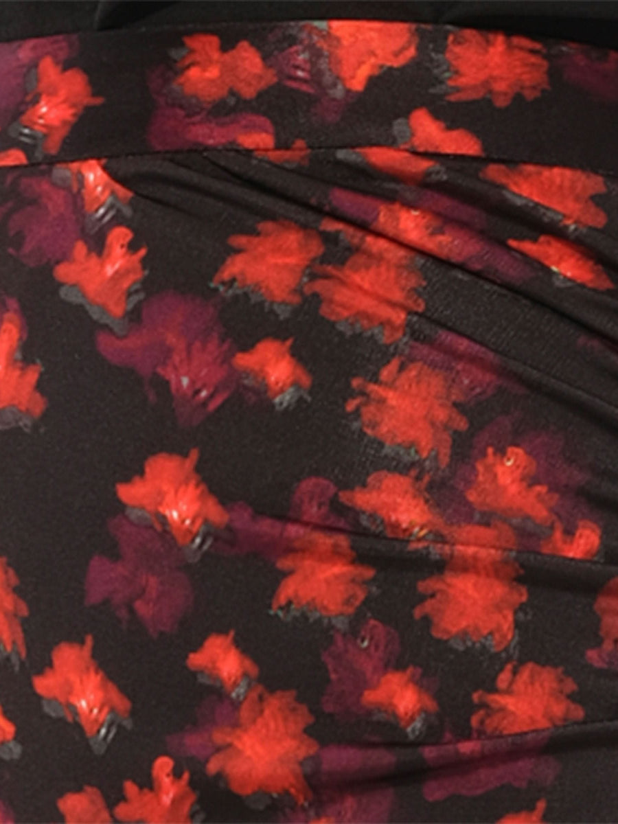 Flower Skirt in Black/Red