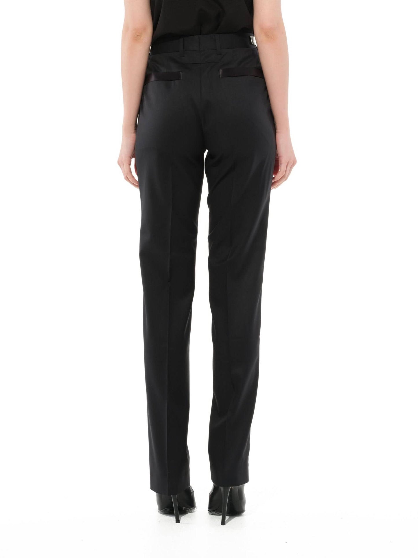 Trousers in Black