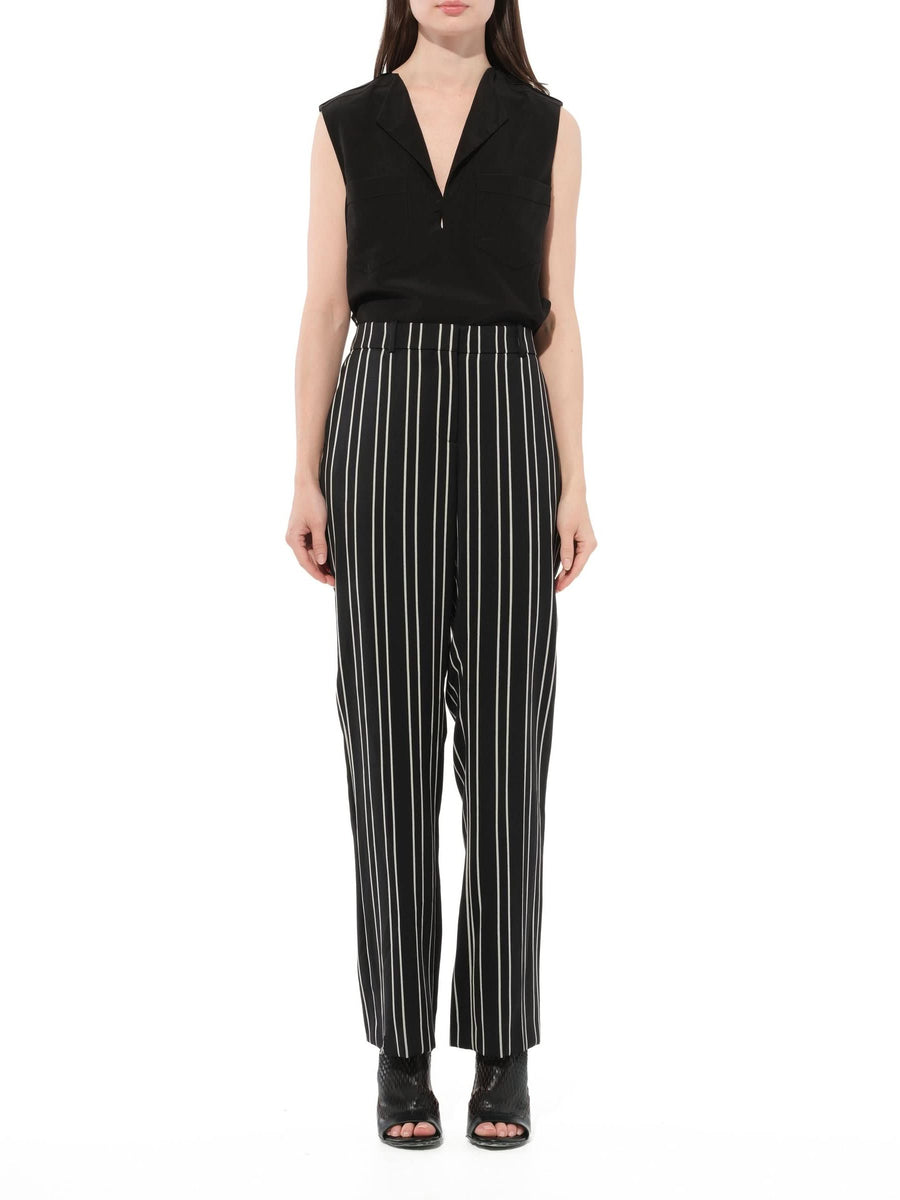 Trousers in Black
