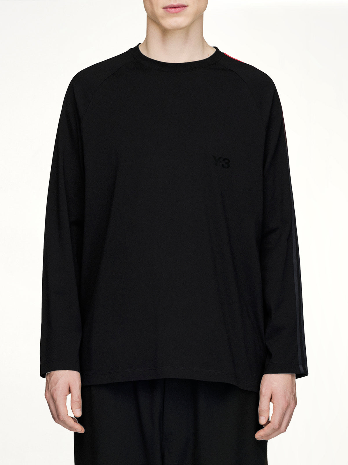 Gradient 3 Stripe LS T-Shirt in Black/Red