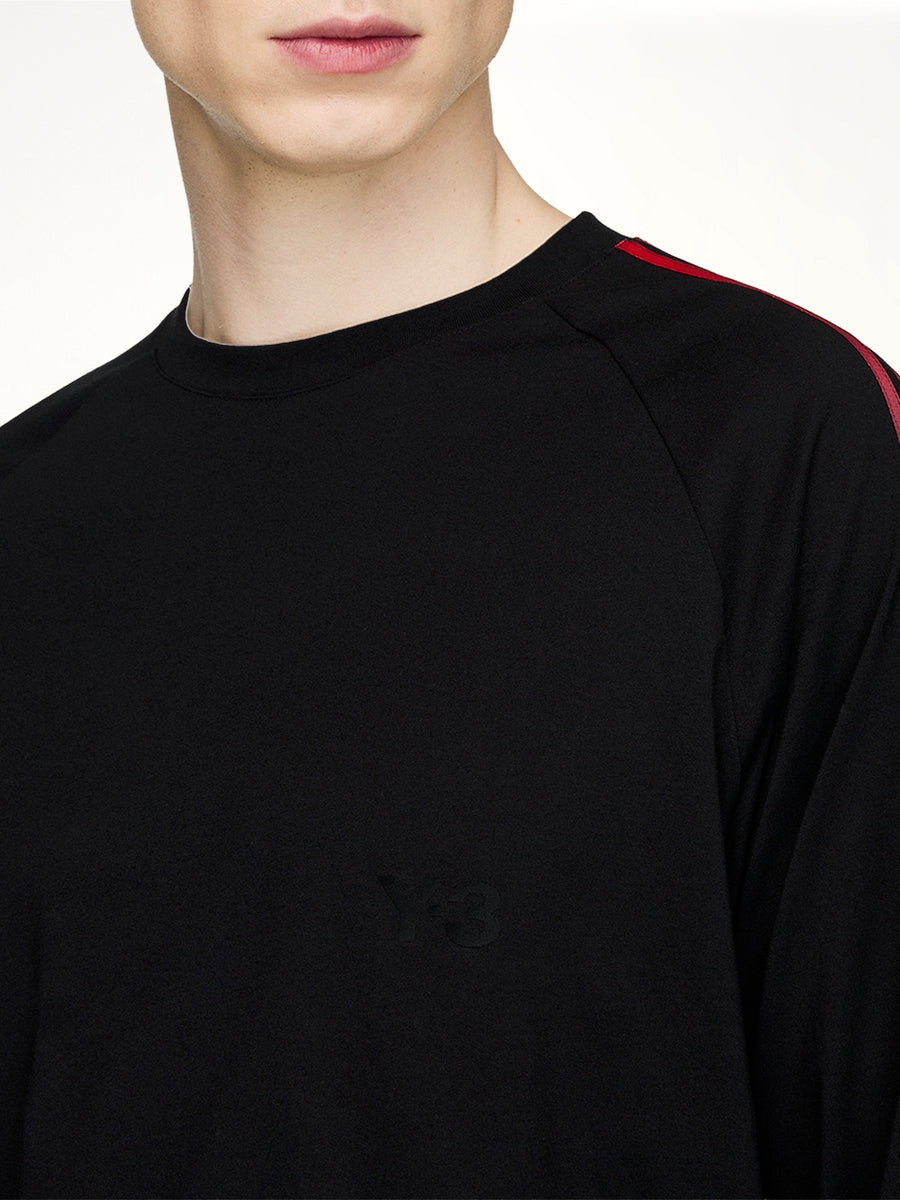 Gradient 3 Stripe LS T-Shirt in Black/Red