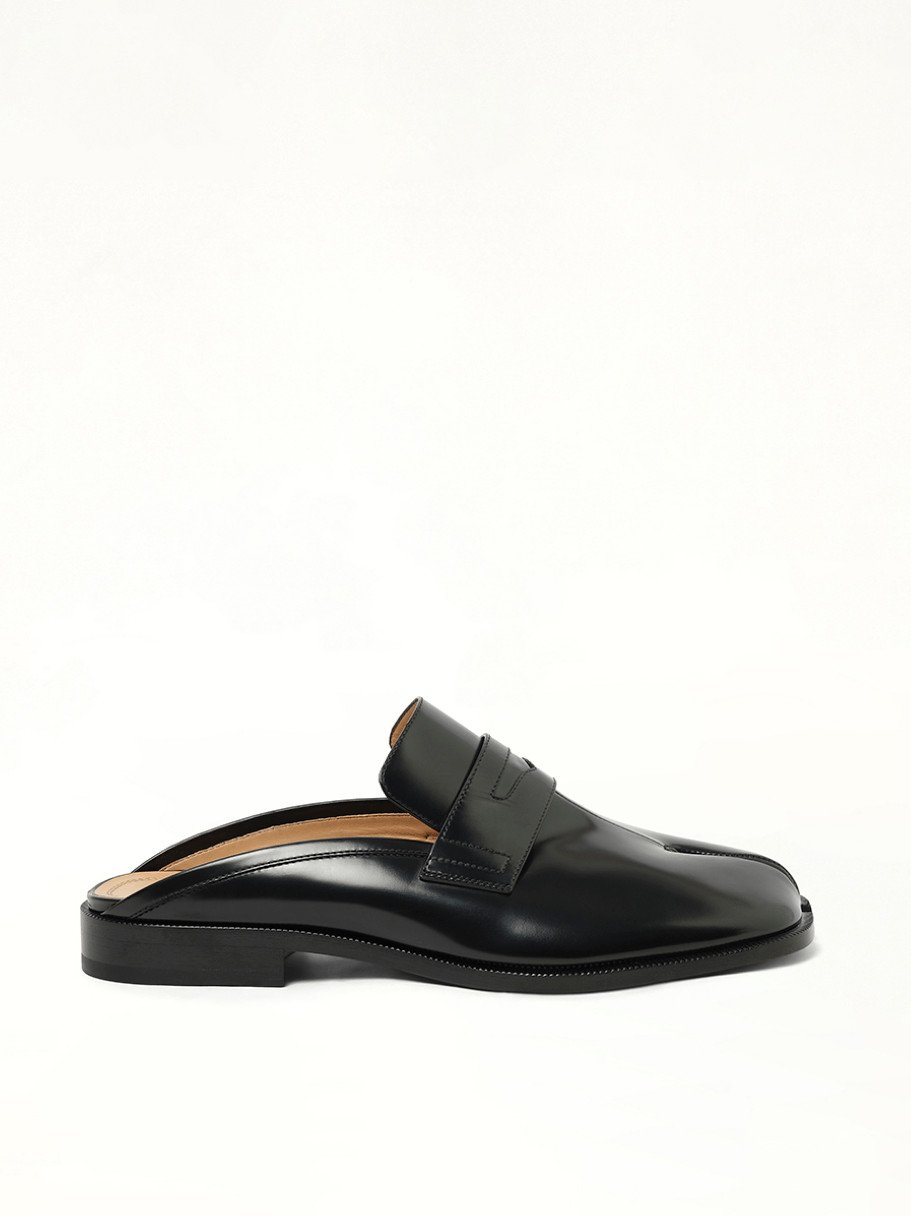 Tabi Mule in Black Side View | MAISON MARGIELA