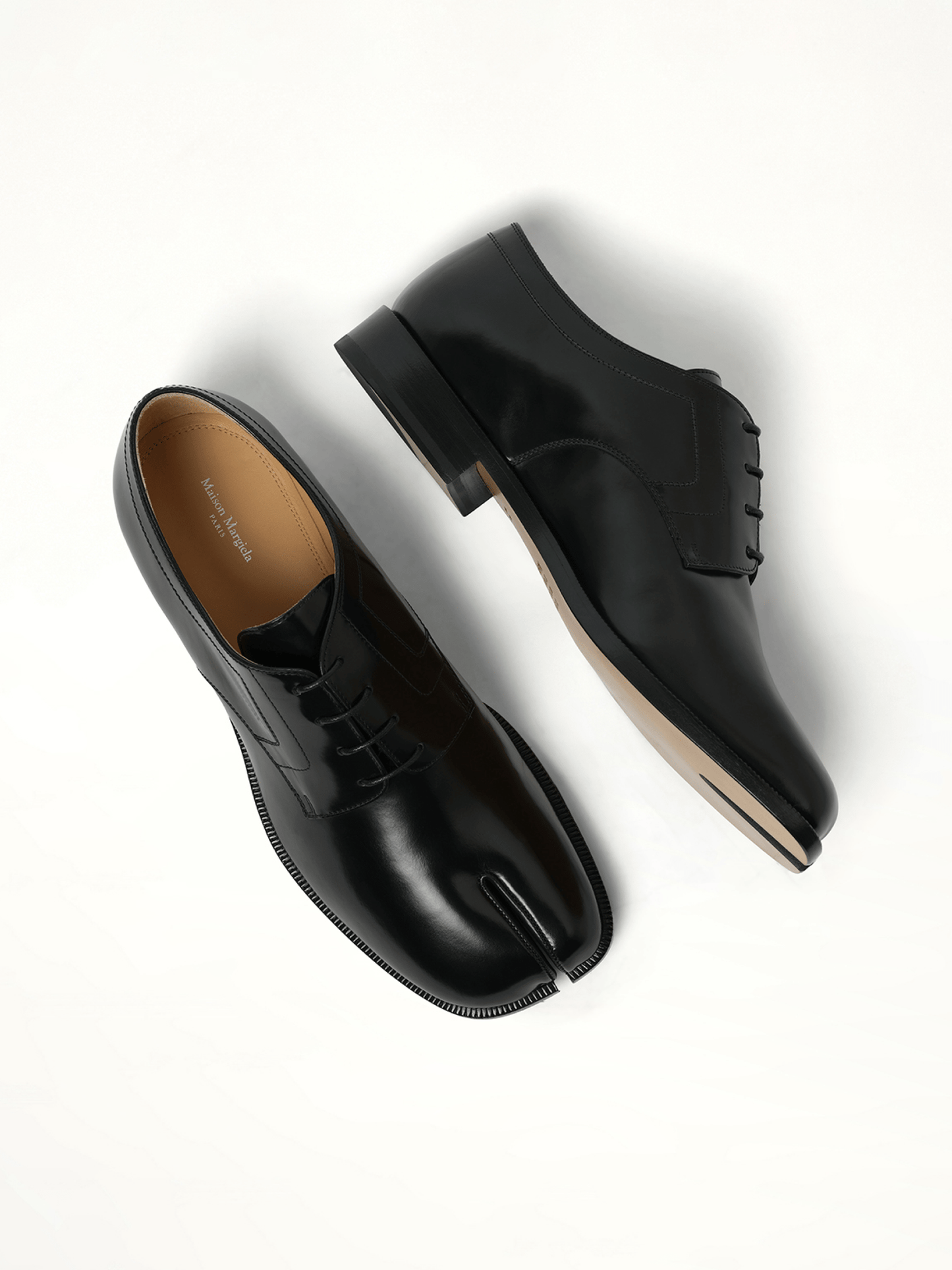 Tabi Lace-Up Derby in Black